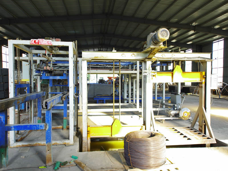 生產(chǎn)設(shè)備